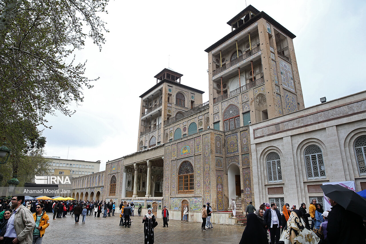 افتتاح نمایشگاه صنایع‌دستی «ایران من» در کاخ گلستان