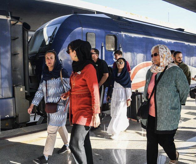 قطار مسافری تهران- وان راه‌اندازی می‌شود