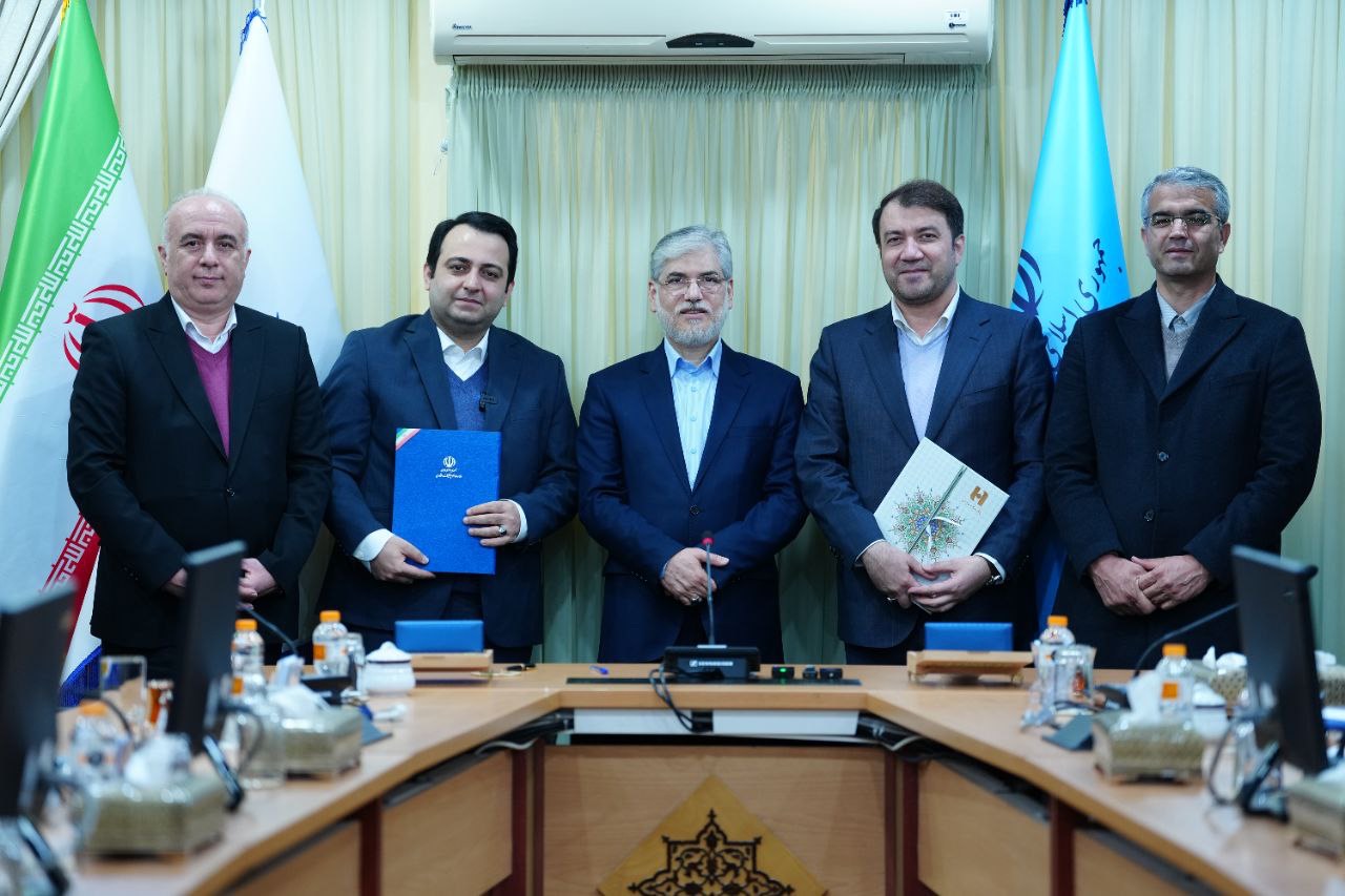 تفاهمنامه توسعه همکاری وزارت علوم، تحقیقات و فناوری و بانک صادرات ایران امضا شد تفاهمنامه توسعه همکاری وزارت علوم، تحقیقات و فناوری و بانک صادرات ایران امضا شد