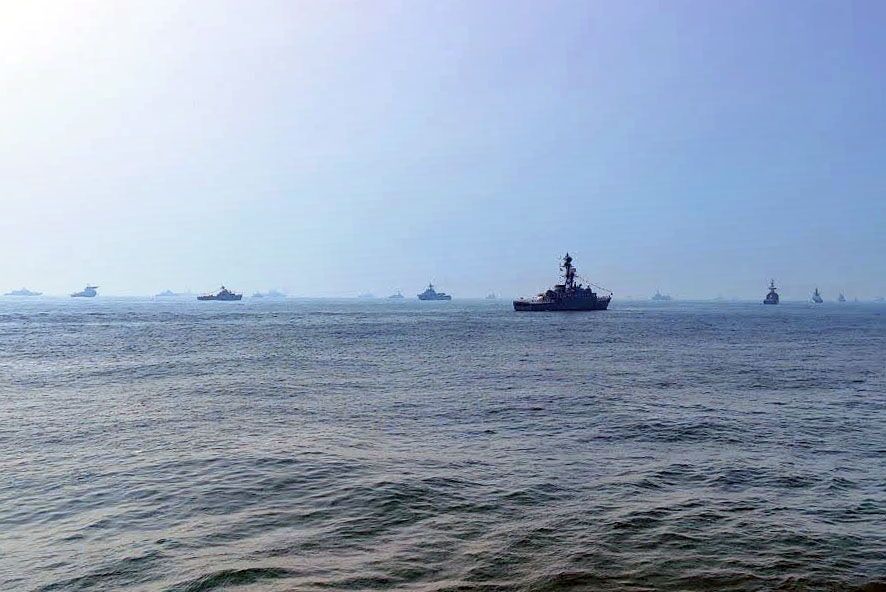 حضور ناوشکن دنا در رژه رزمایش دریایی میلان در هند